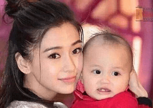 赵丽颖生子，安以轩微博宣布怀孕，娱乐圈似乎都在忙着生宝宝？